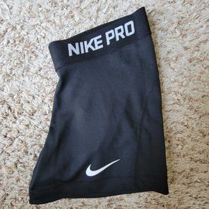 Black Nike Pro bike short